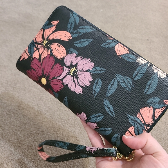 STEVE MADDEN Floral Clutch Wallet Wristlet - Picture 7 of 13